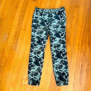 Anthropologie Pilcro corduroy pants in green camouflage size 27